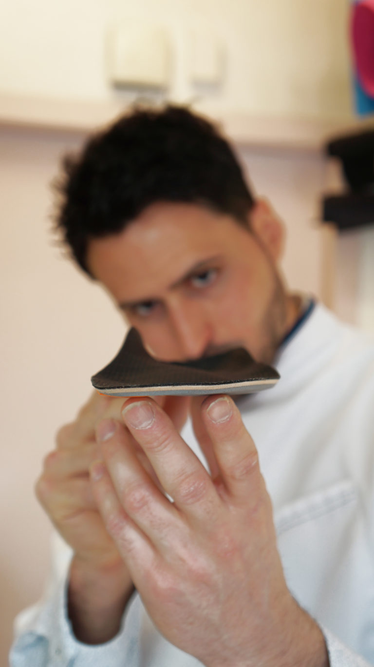 Semelle orthopédique sur mesure du Cabinet Olagnier : structure d'une orthèse plantaire
