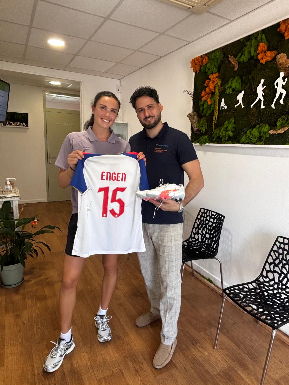 Footballeuse internationale au cabinet Olagnier à Bron